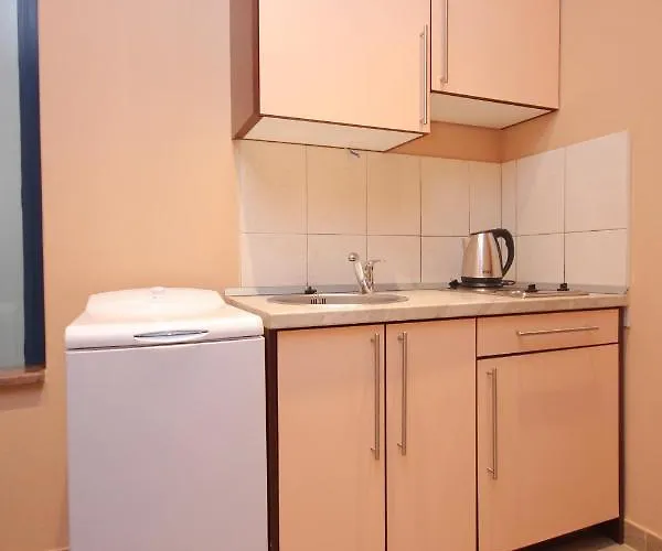 By The Sea - 8988 Apartman *